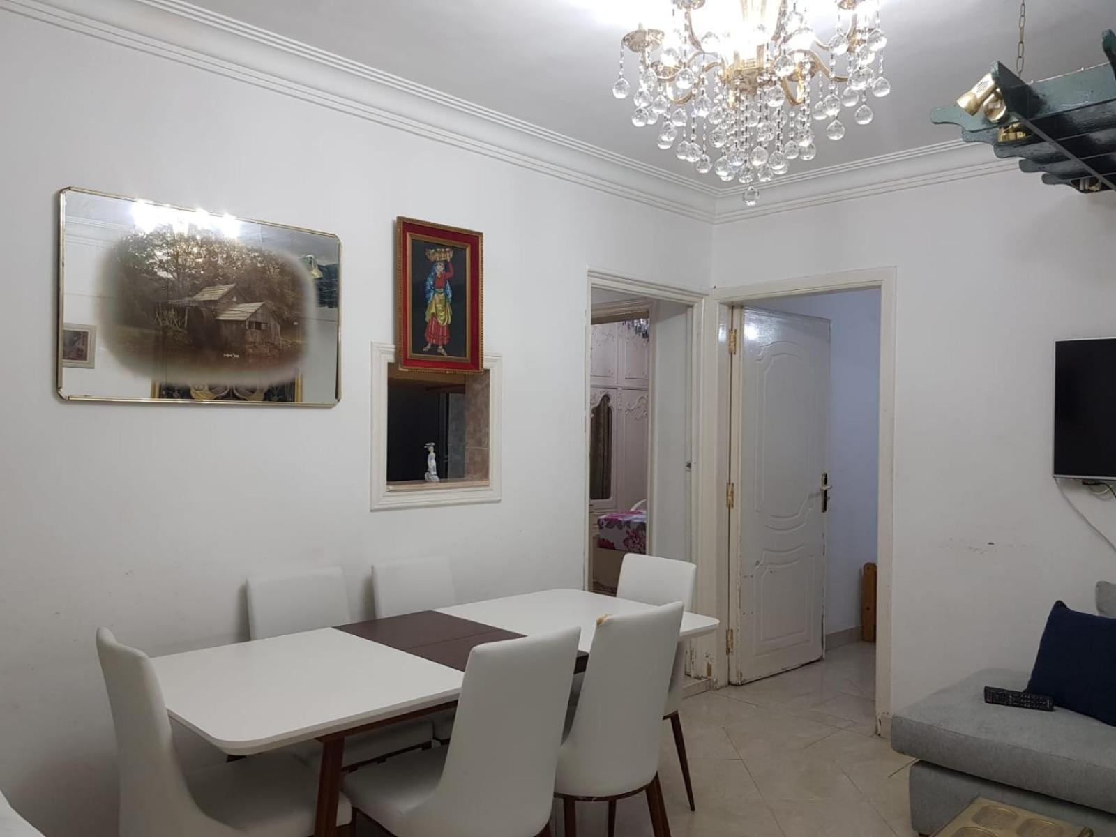 Quite In Sheraton Heliopolis , 5 Minutes From Airport Apartment